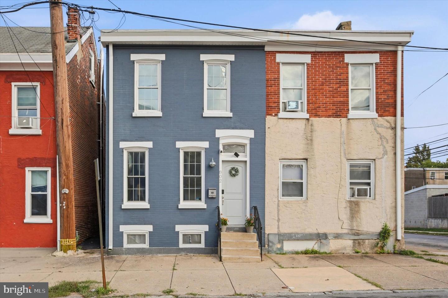 802 George St — photo