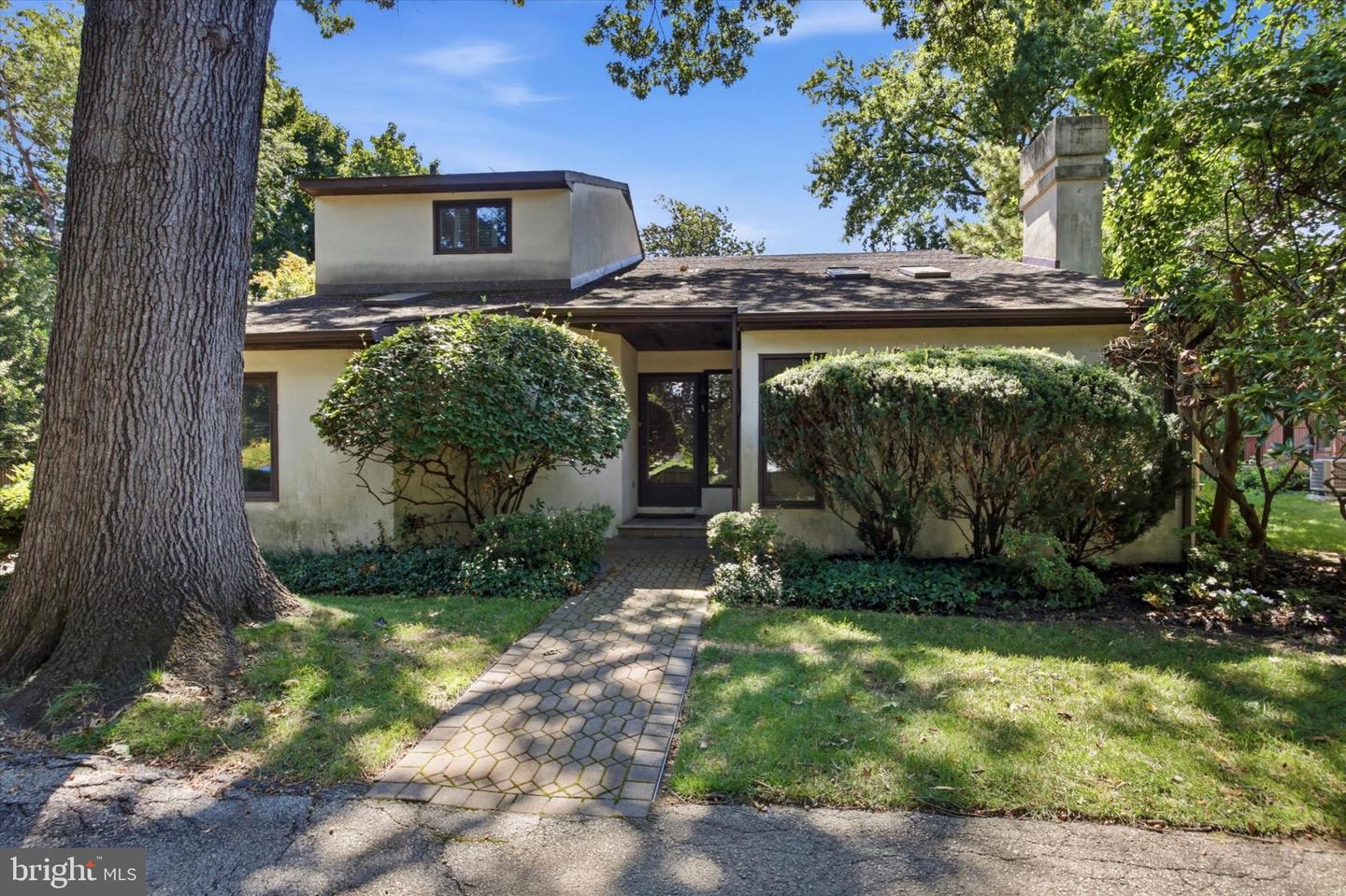 45 Llanfair Cir — photo