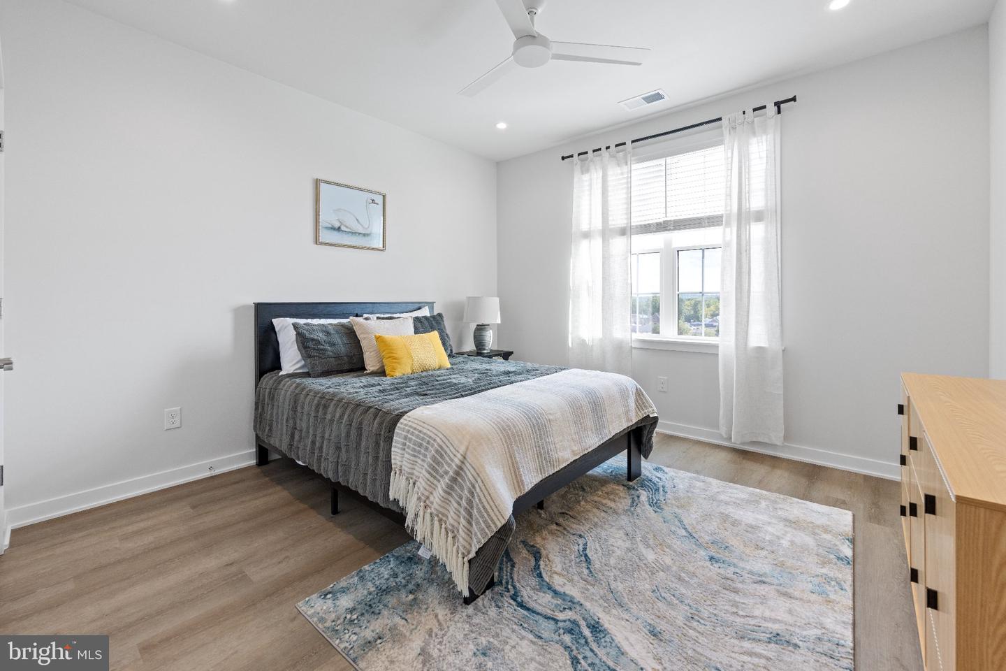 26 S York Rd #203 — photo
