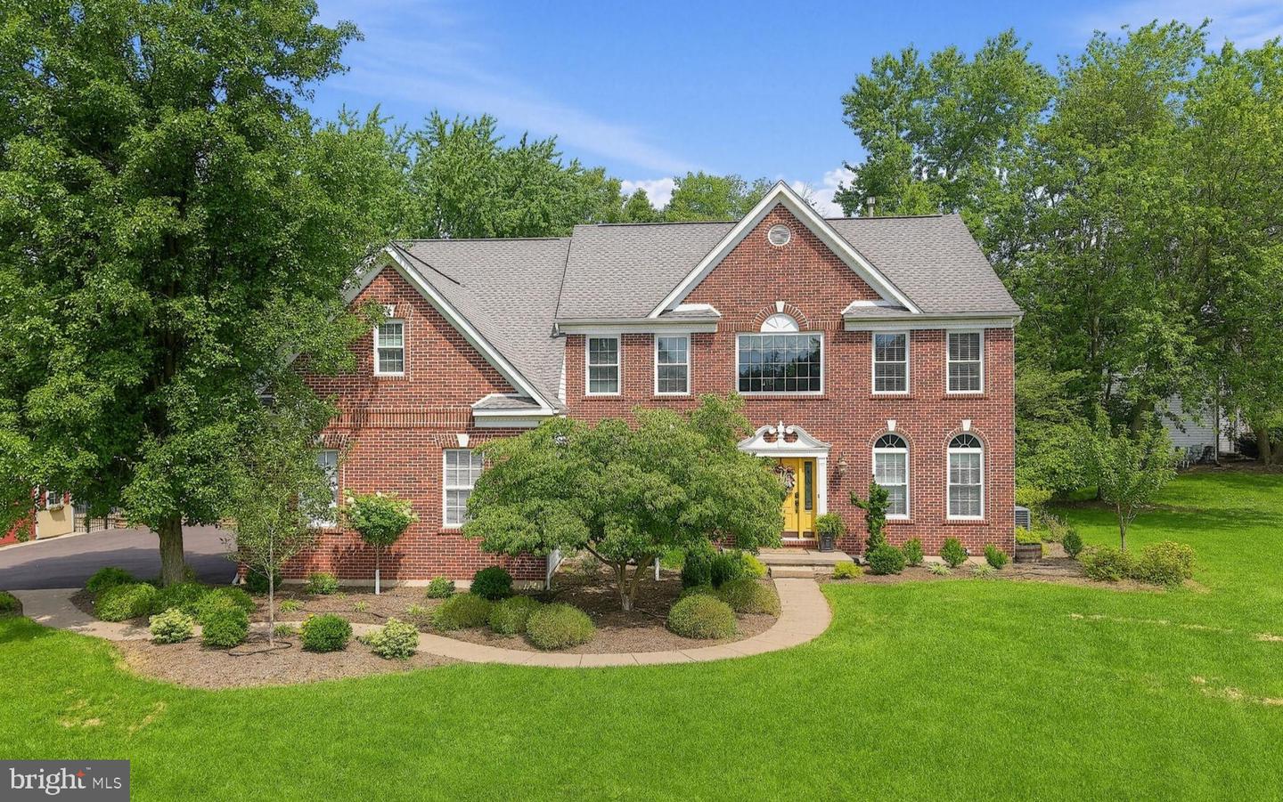 4144 Saddlebrook Rd — photo