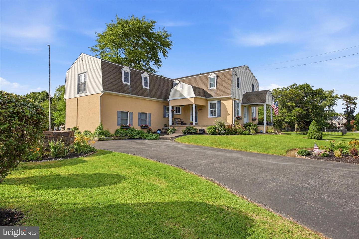 414 Lower State Rd — photo