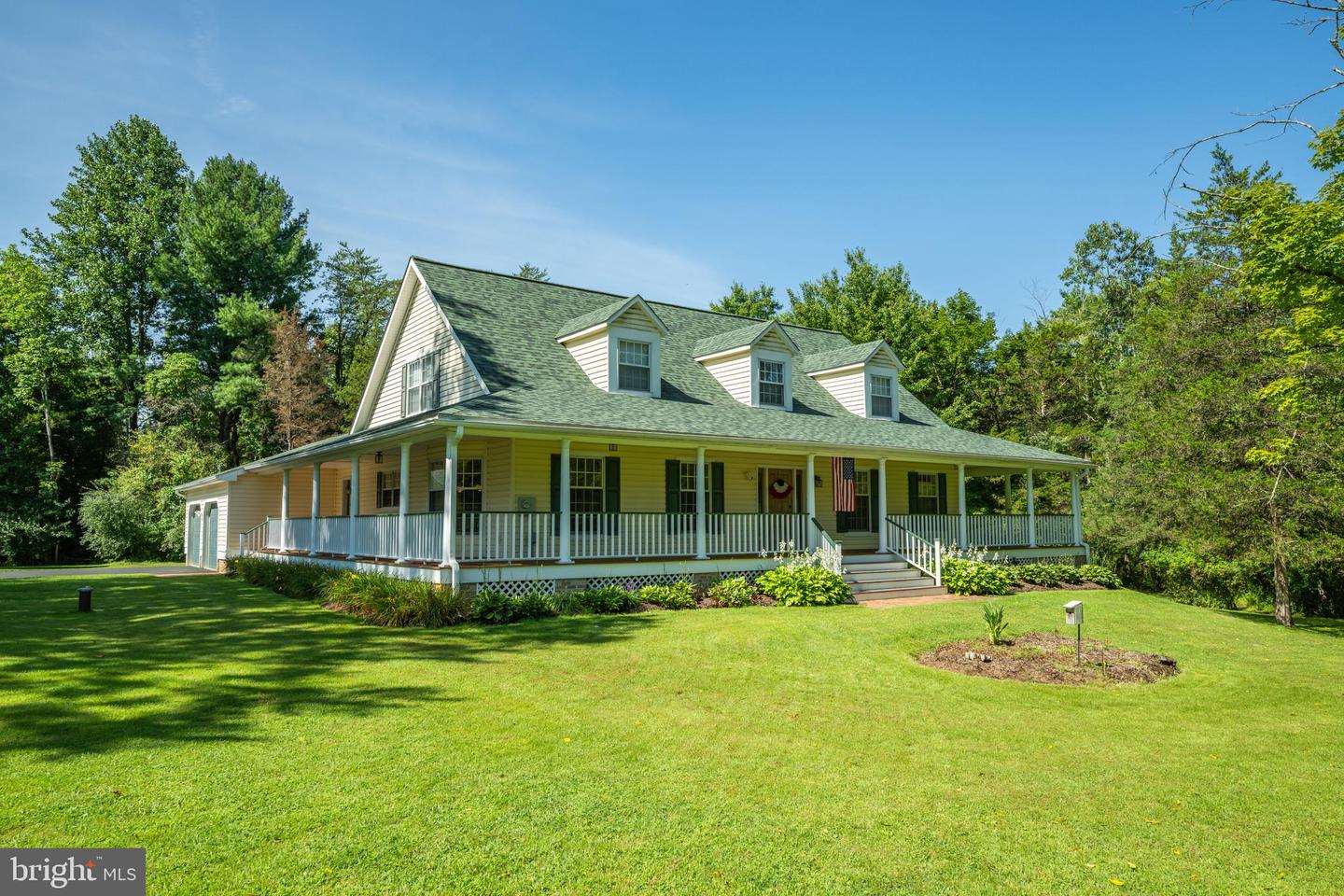 1147 Barnbridge Dr — photo