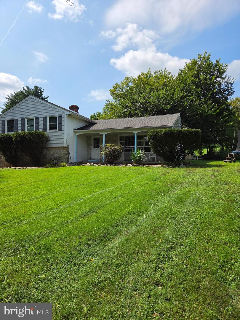 2064 Valley Road, Huntingdon Valley, PA 19006 — photo 2