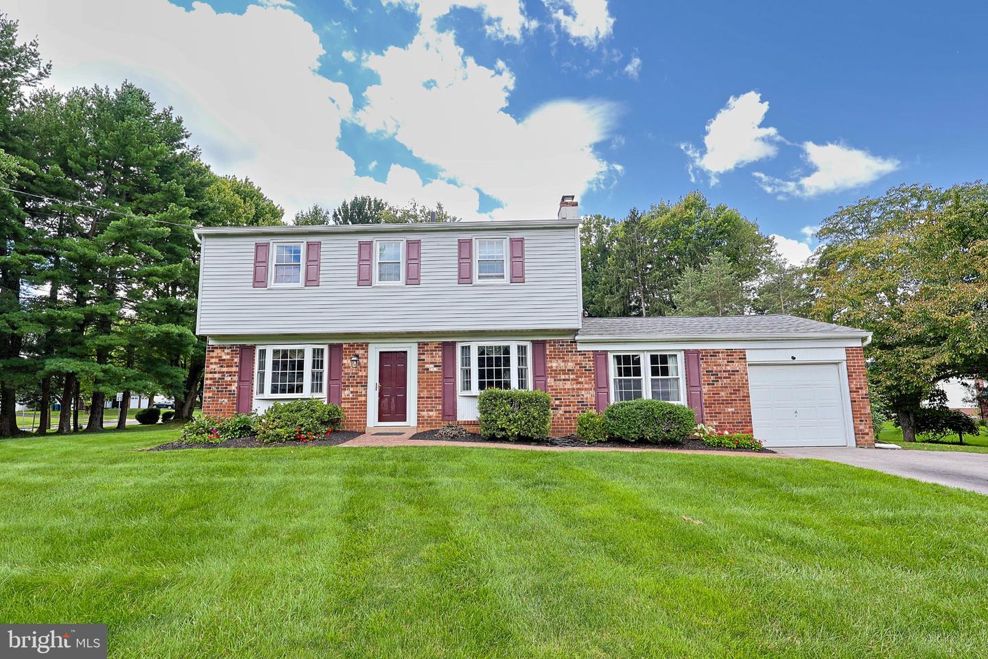 128 Weber Rd — photo
