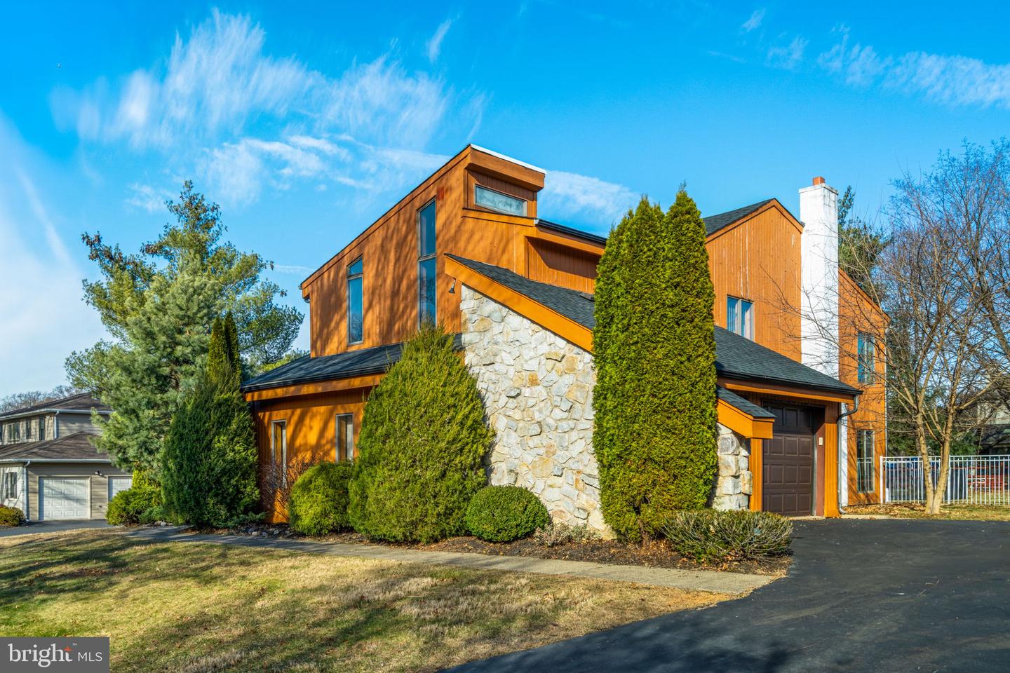 509 Long Ln # — photo