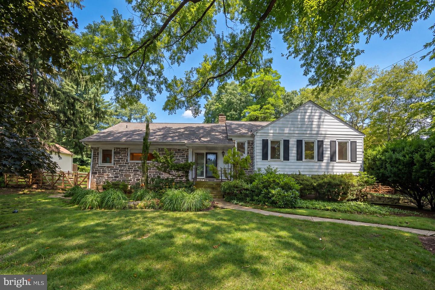 300 Conshohocken State Rd — photo