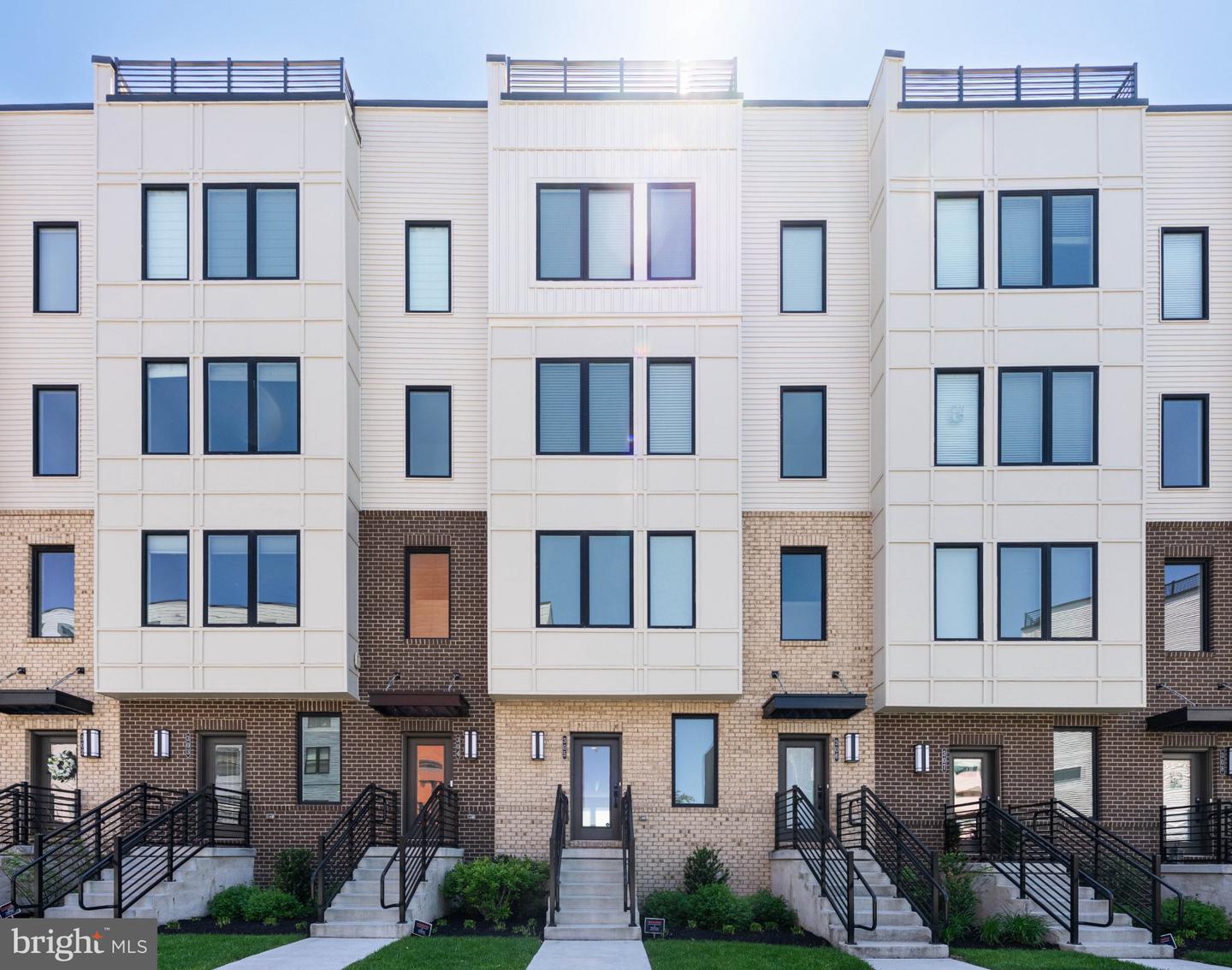 305 Manion Aly — photo