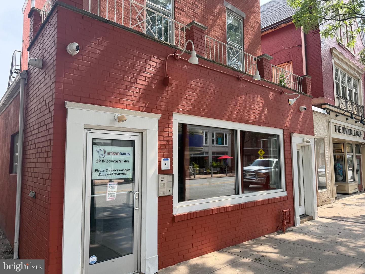29 W Lancaster — photo