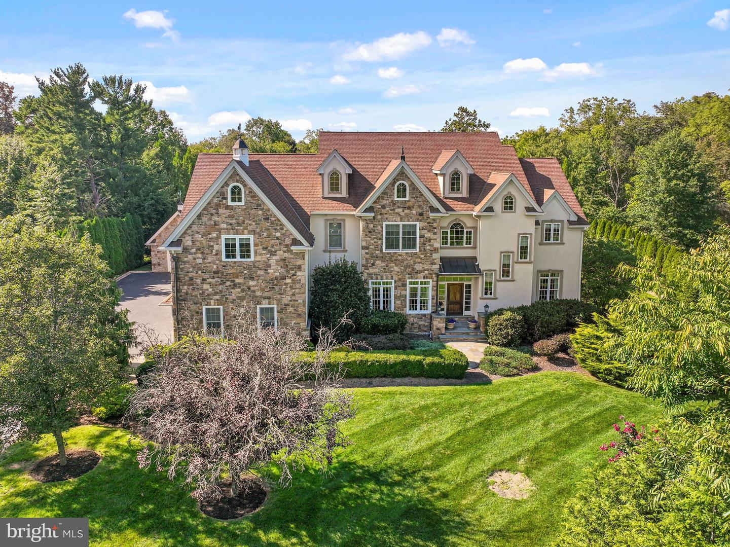 1519 Cedar Hill Rd — photo
