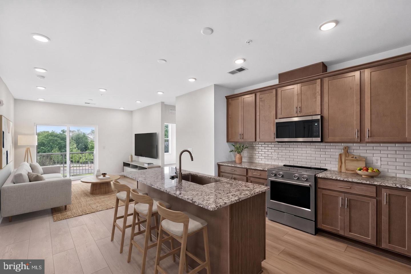 431 Washington St #2212 Firestone — photo