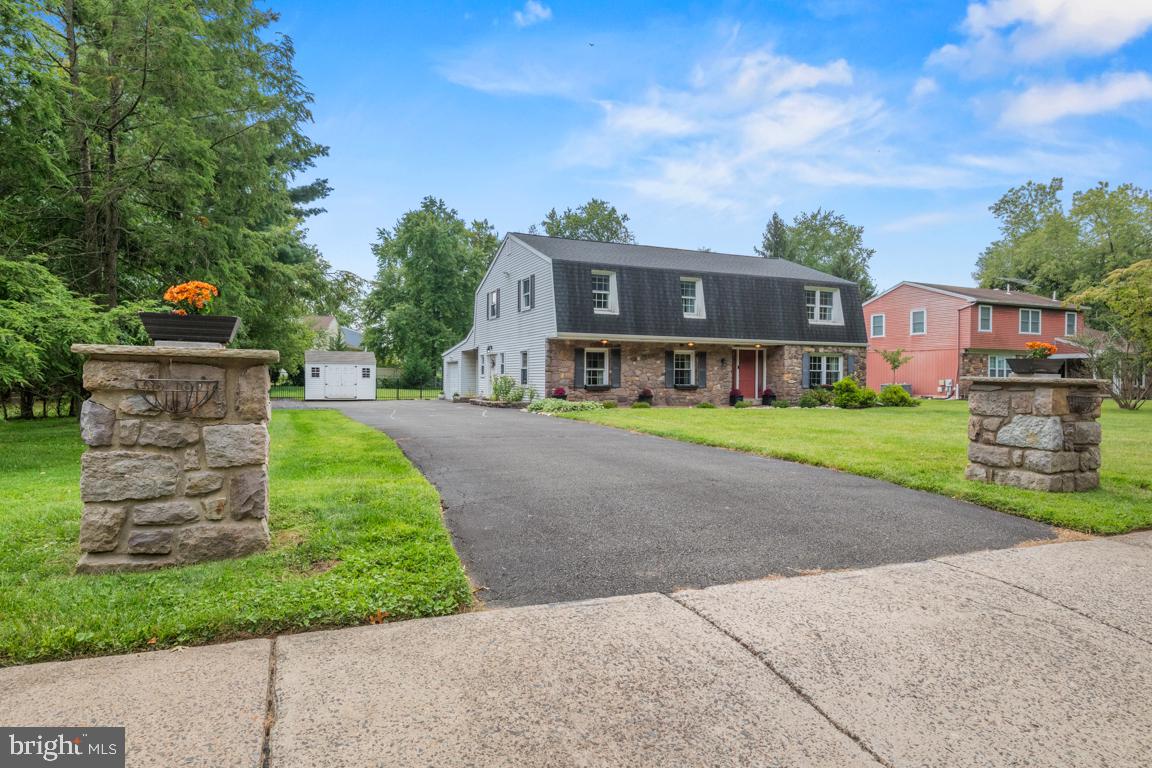 228 Lenape Dr — photo