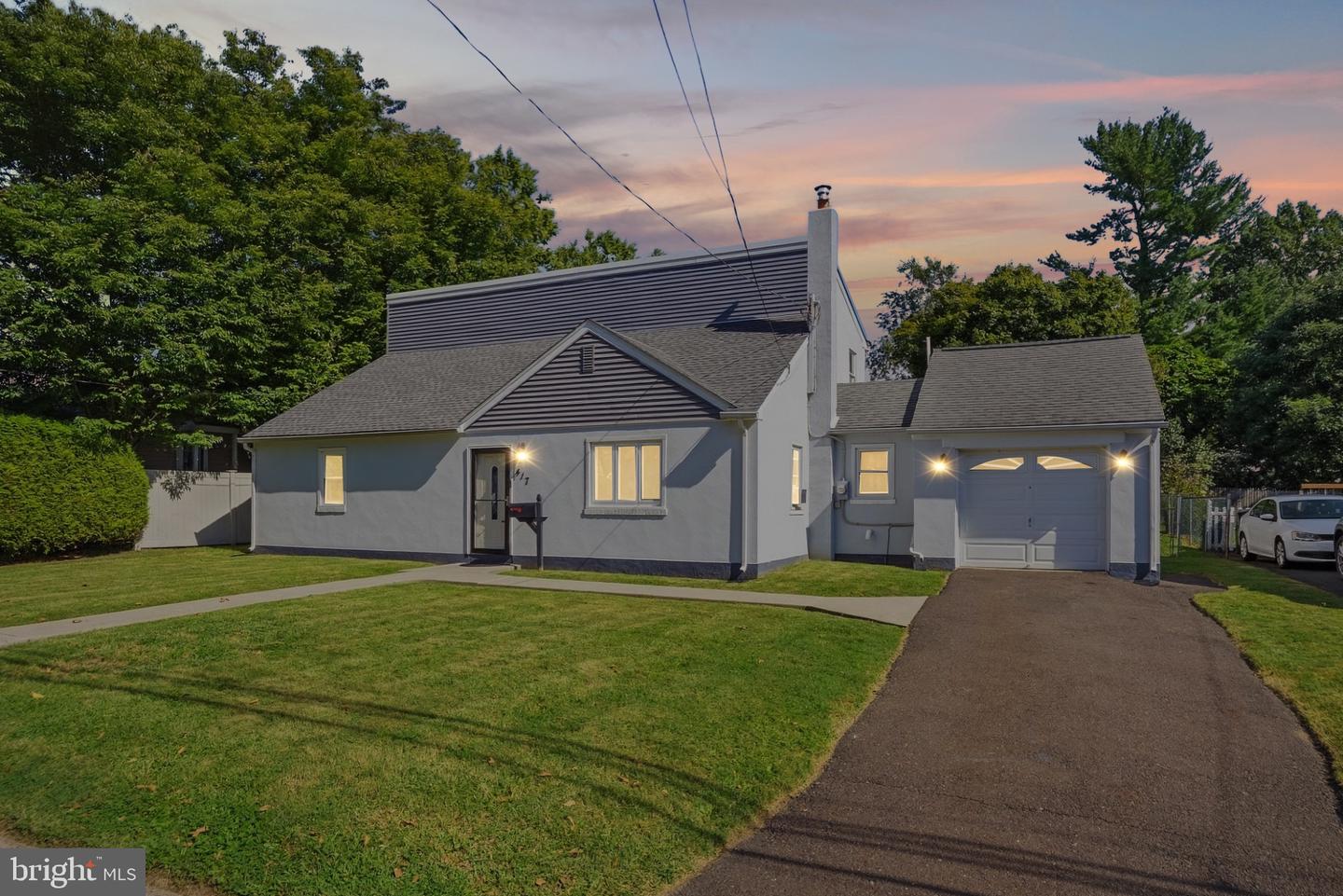 417 Madison Rd — photo