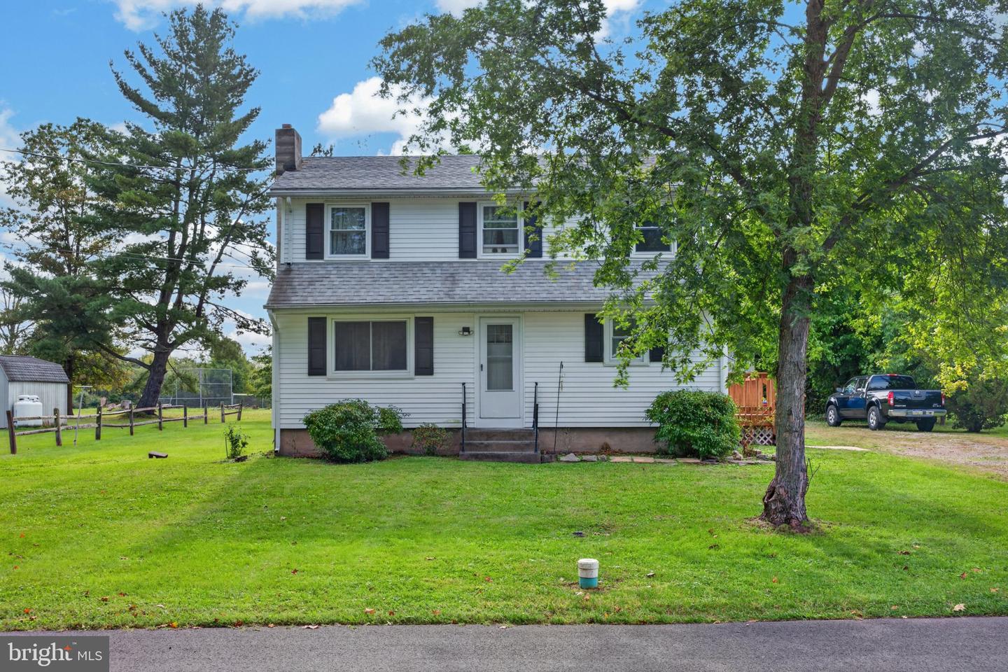 1530 Hilltop Rd — photo