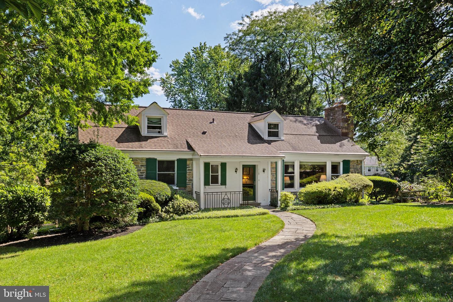 1123 Hagys Ford — photo