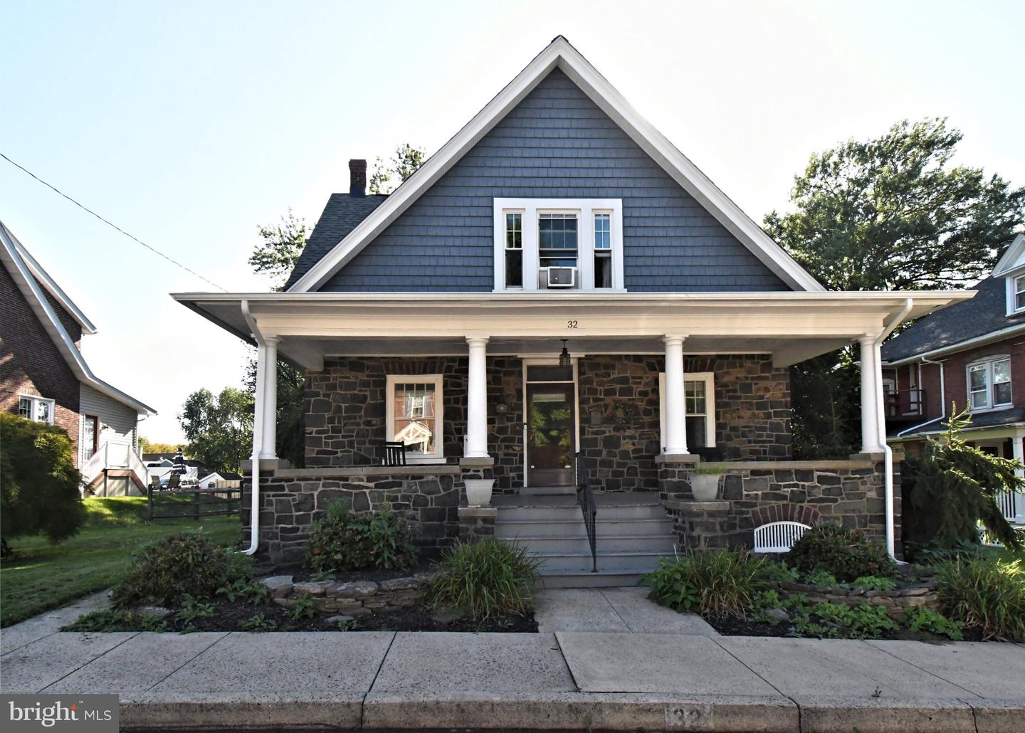 32 Franklin Ave # — photo