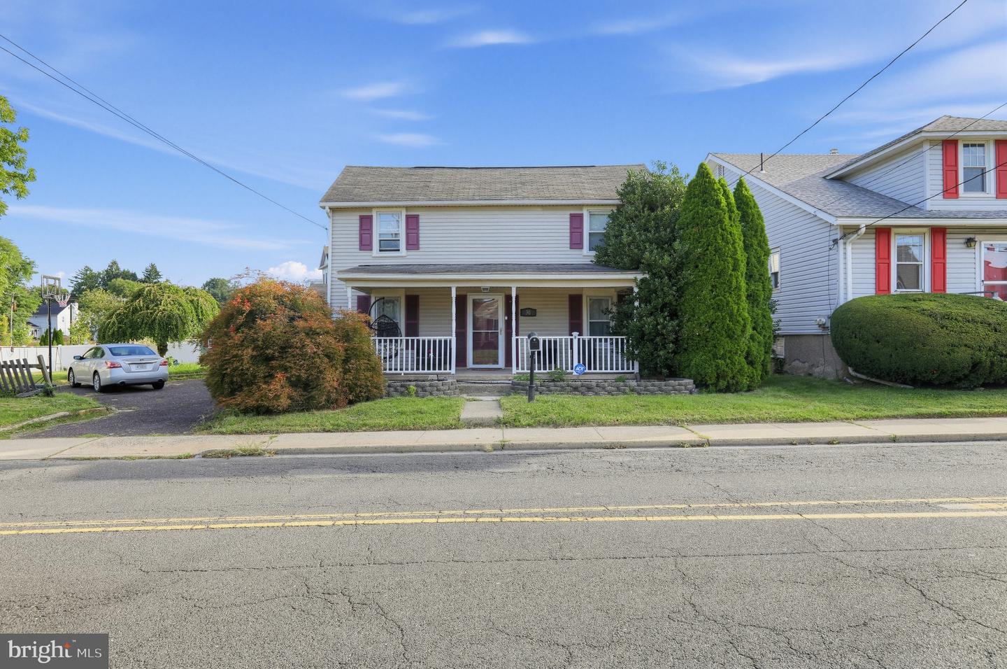 30 W Moreland Ave — photo