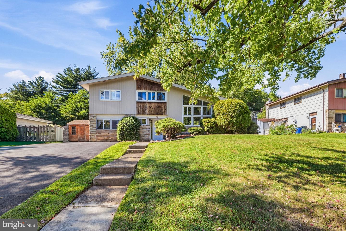 38 Red Rowan Ln # — photo