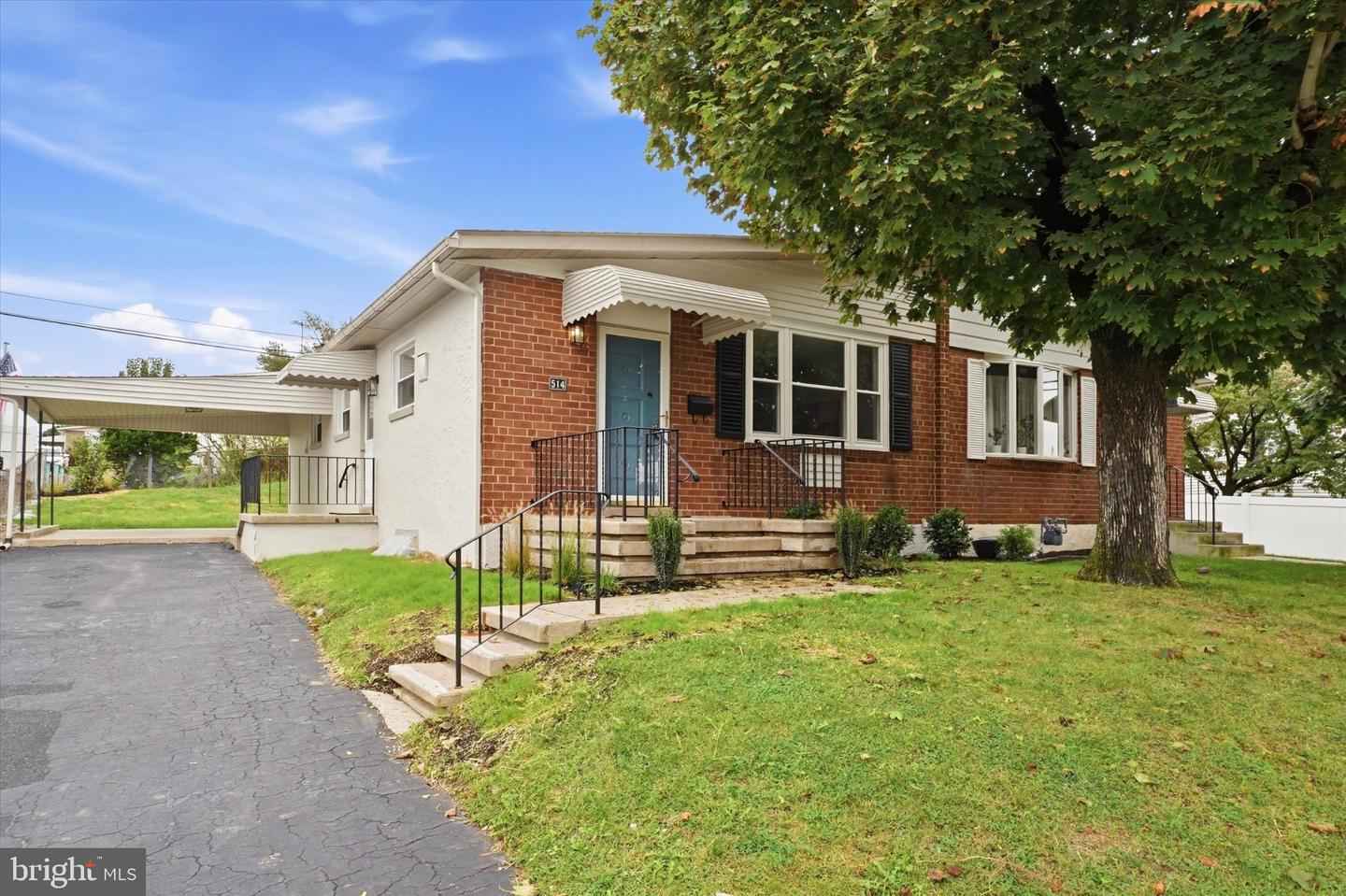514 Palmer Rd # — photo