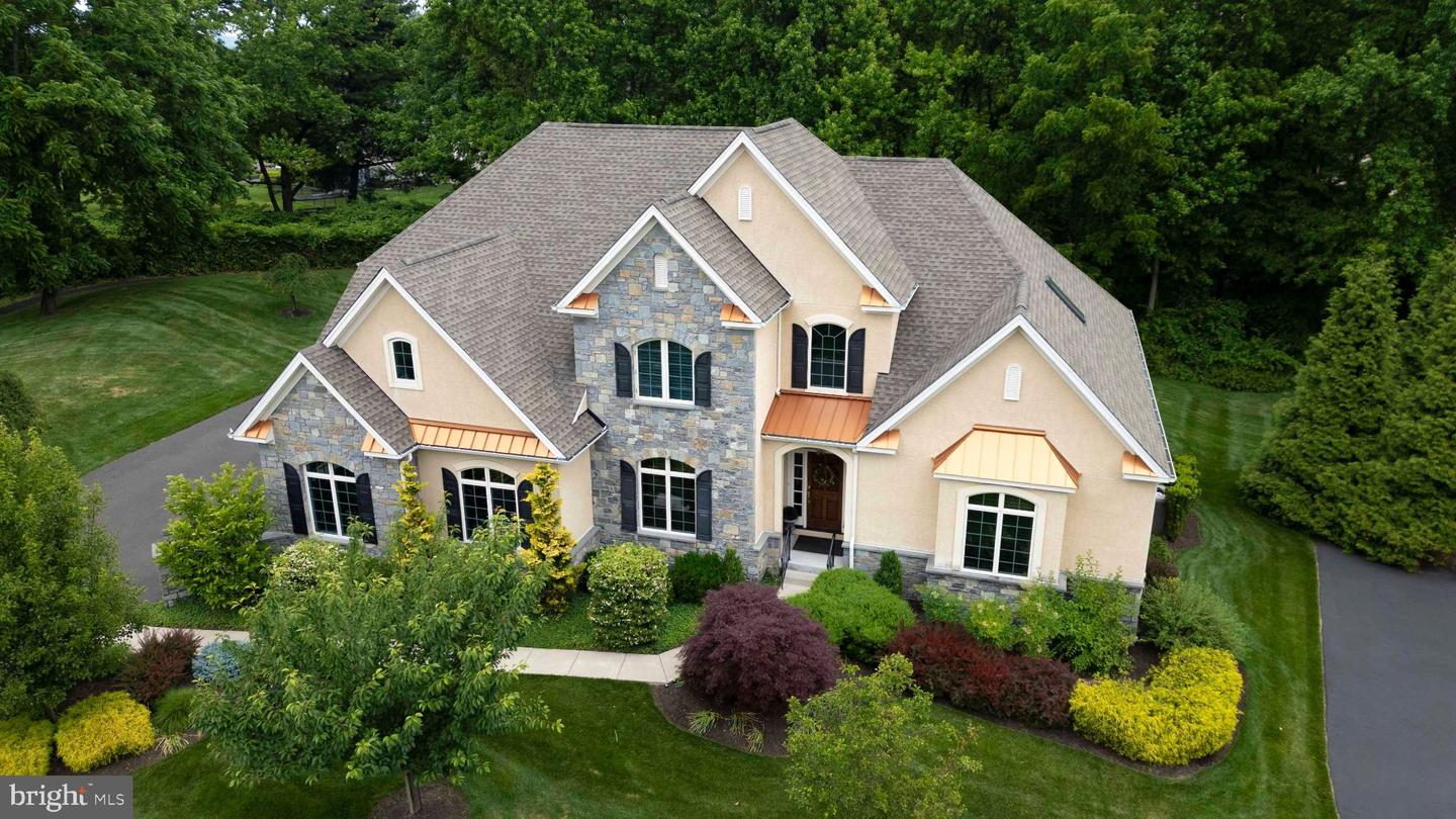 600 Harpers Ln — photo