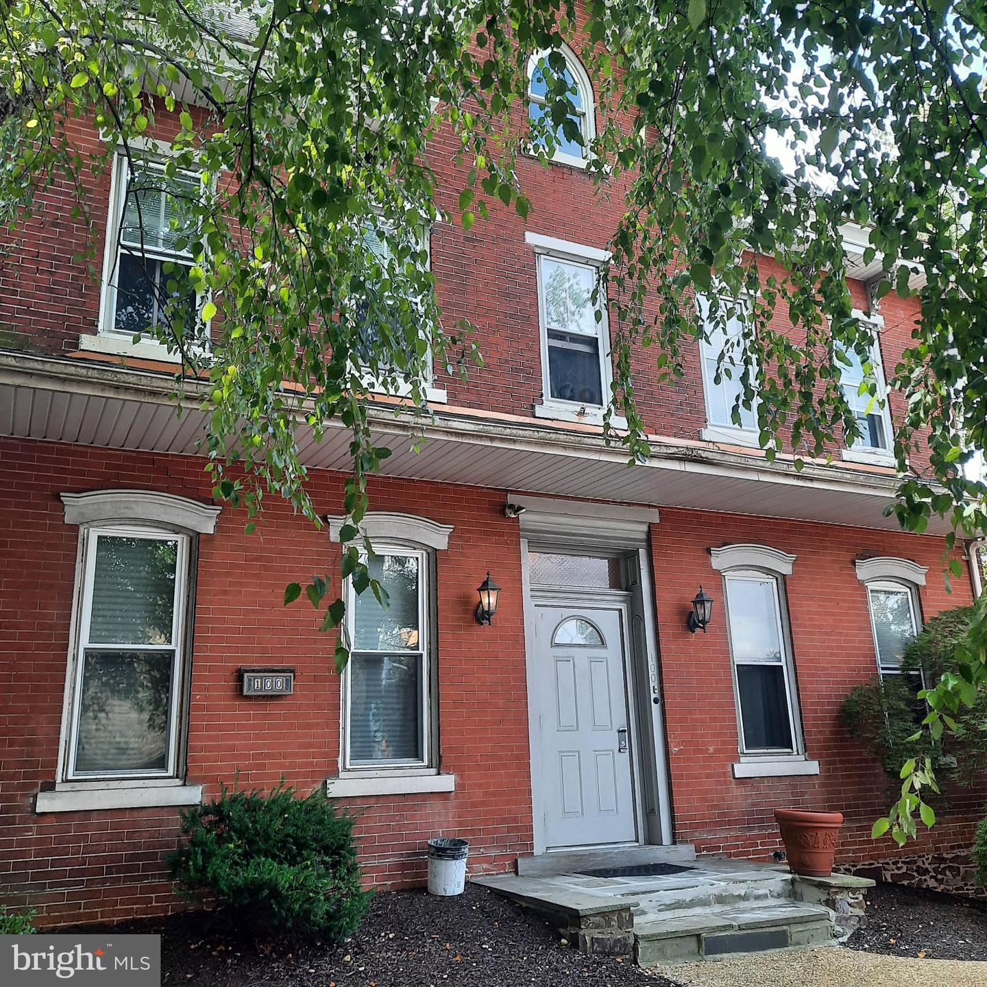 100 Main St #B3 — photo