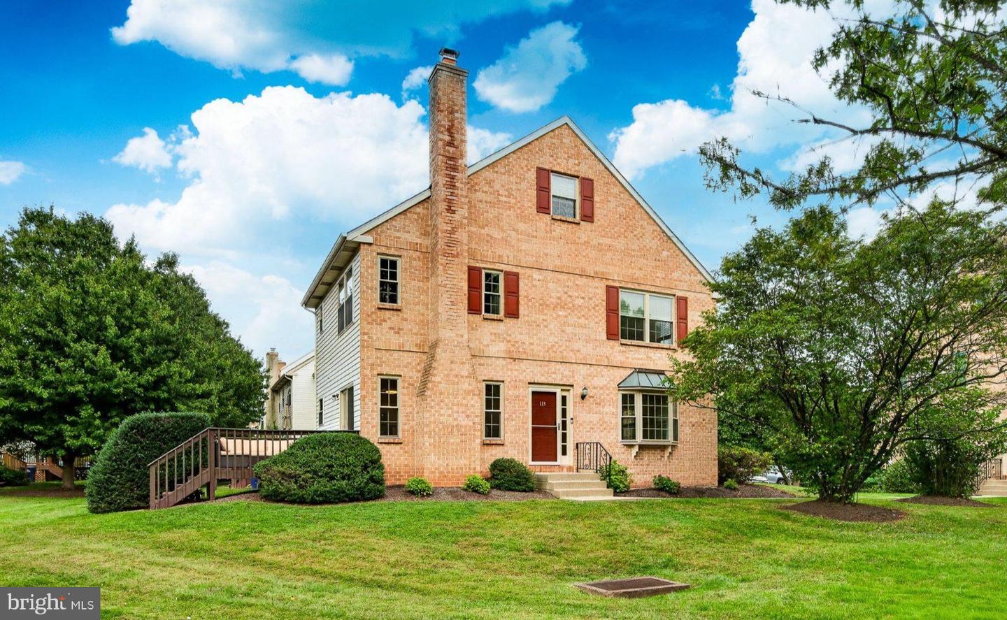 113 Susan Constant Ct #13 — photo