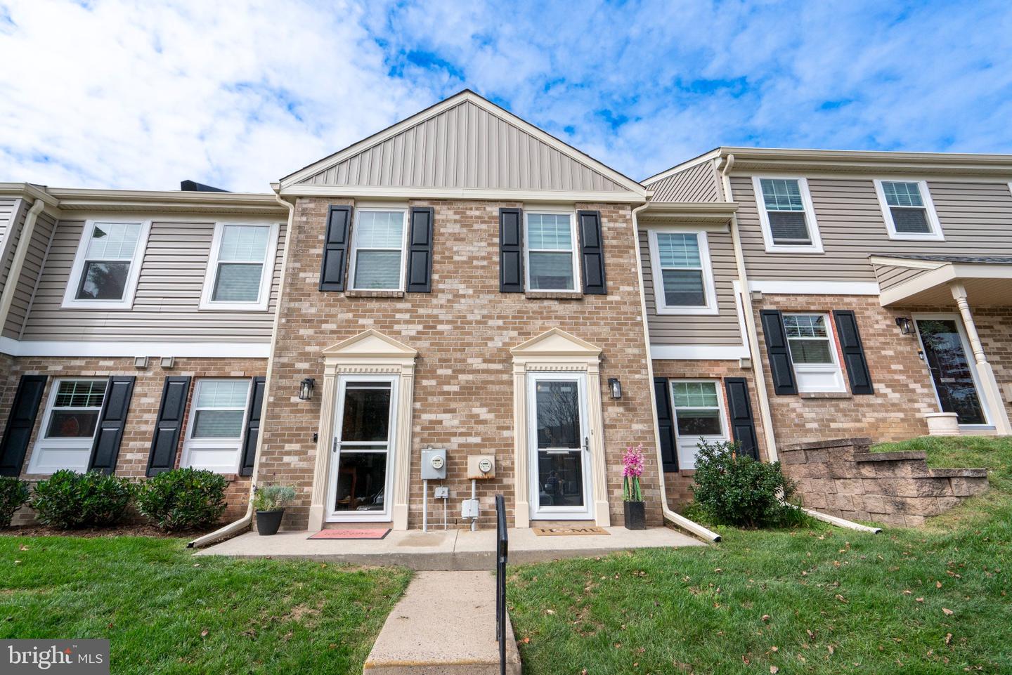 8 Cromwell Dr #107 U-8 — photo
