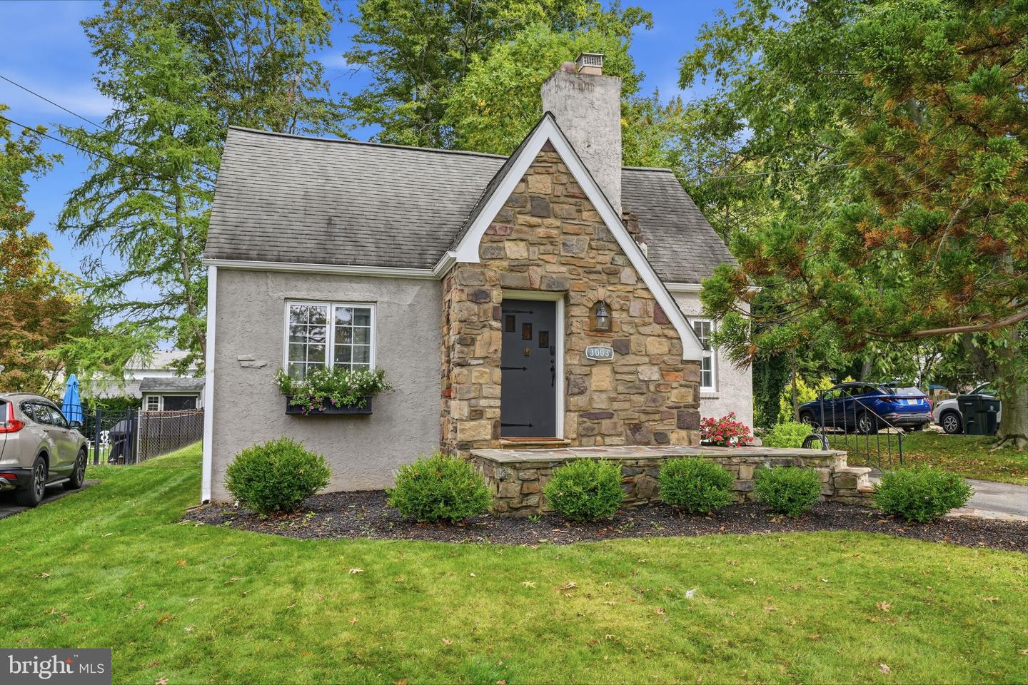 3003 Old Welsh Rd #, Willow Grove, PA 19090