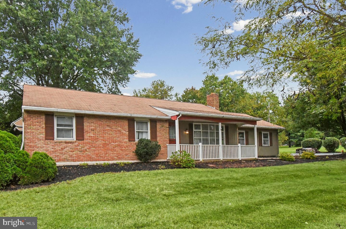 542 Moyer Rd # — photo