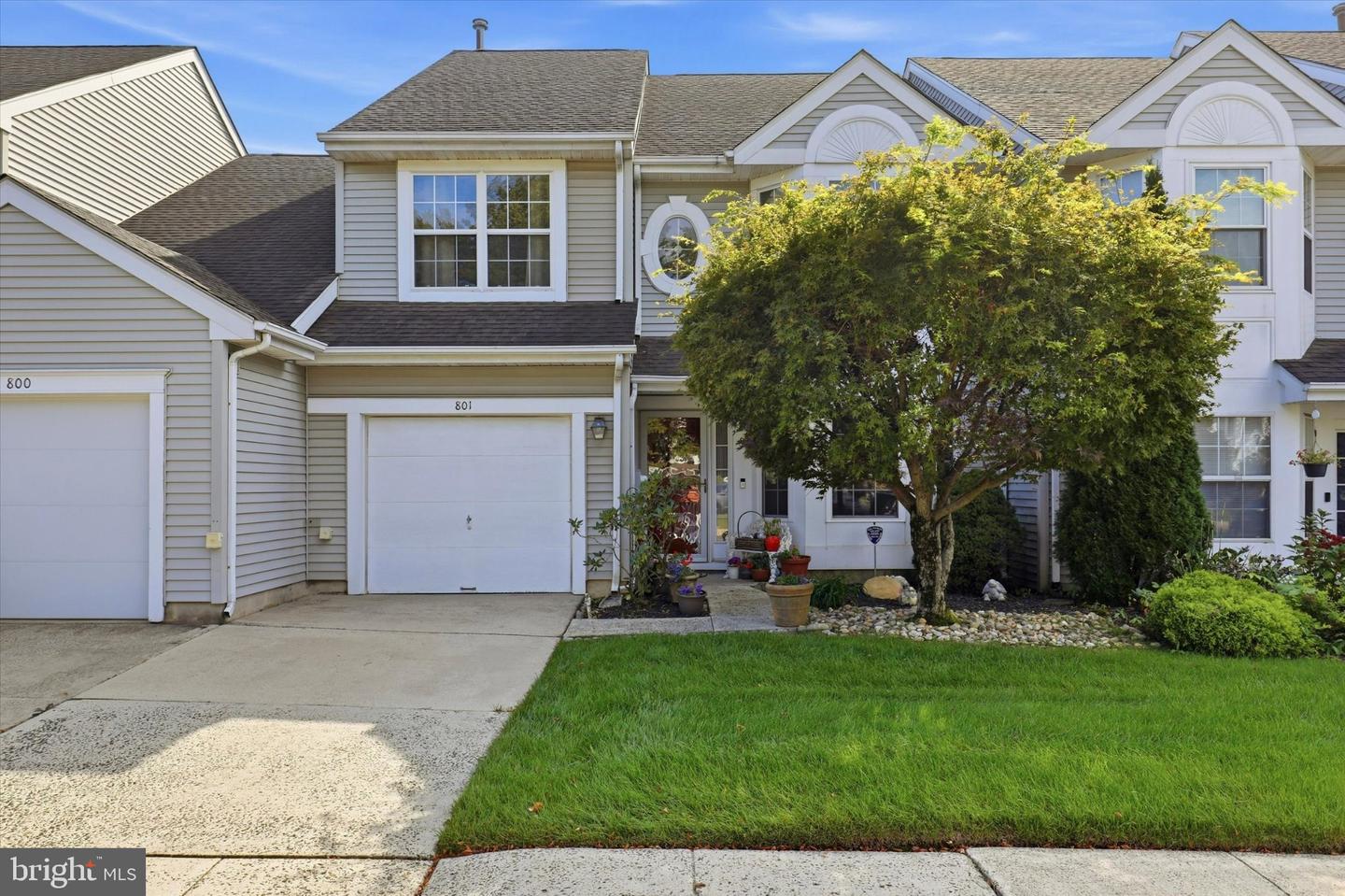 801 Evergreen Ct # — photo