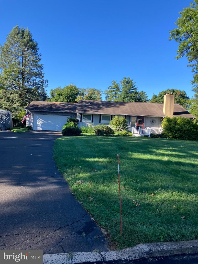 590 Newell Dr # — photo