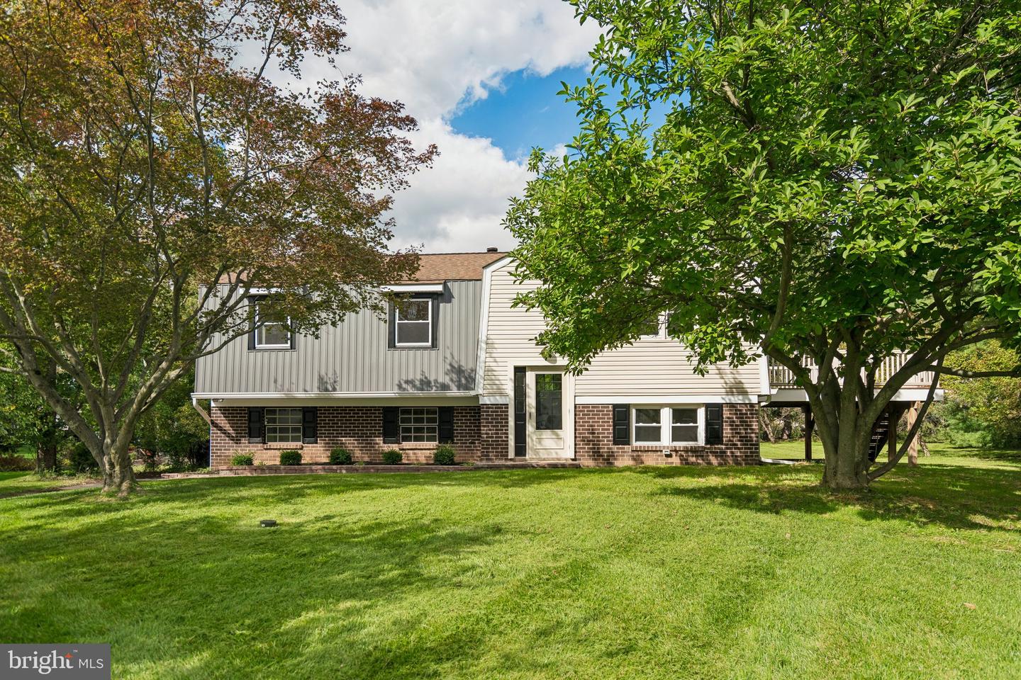 109 Magnolia Pl — photo