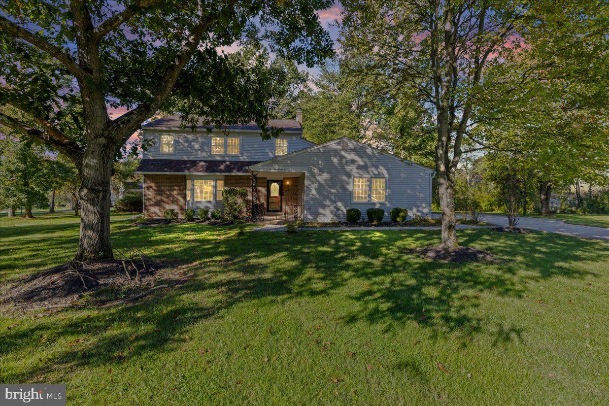 1421 Whitwood Dr — photo