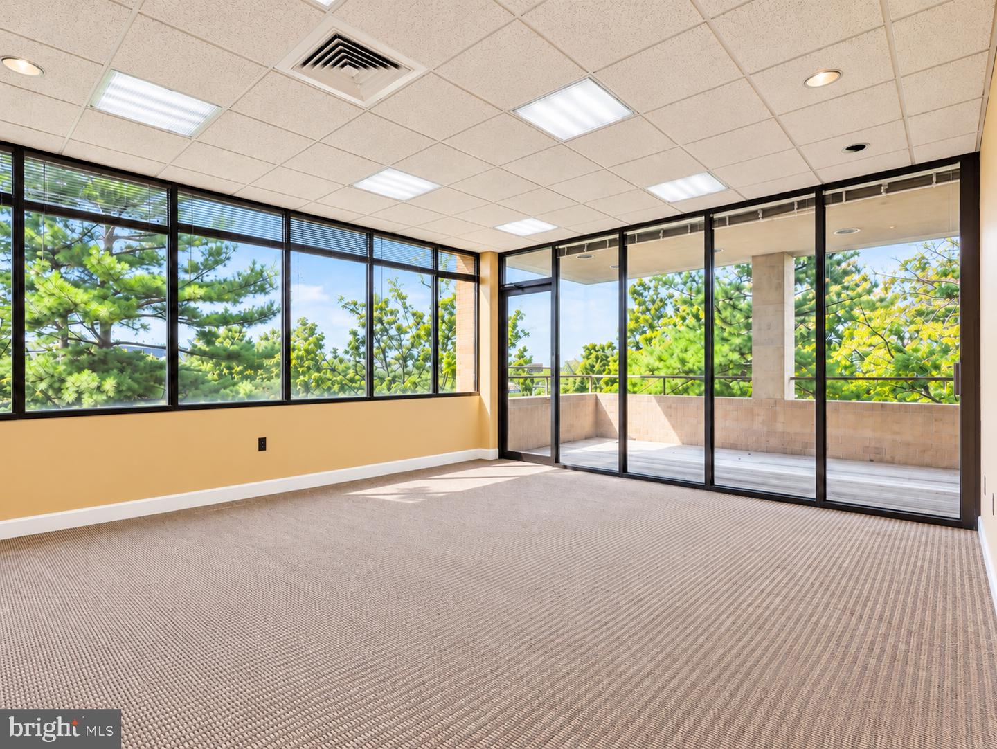 350 Sentry Pkwy #640, Suite 200 — photo