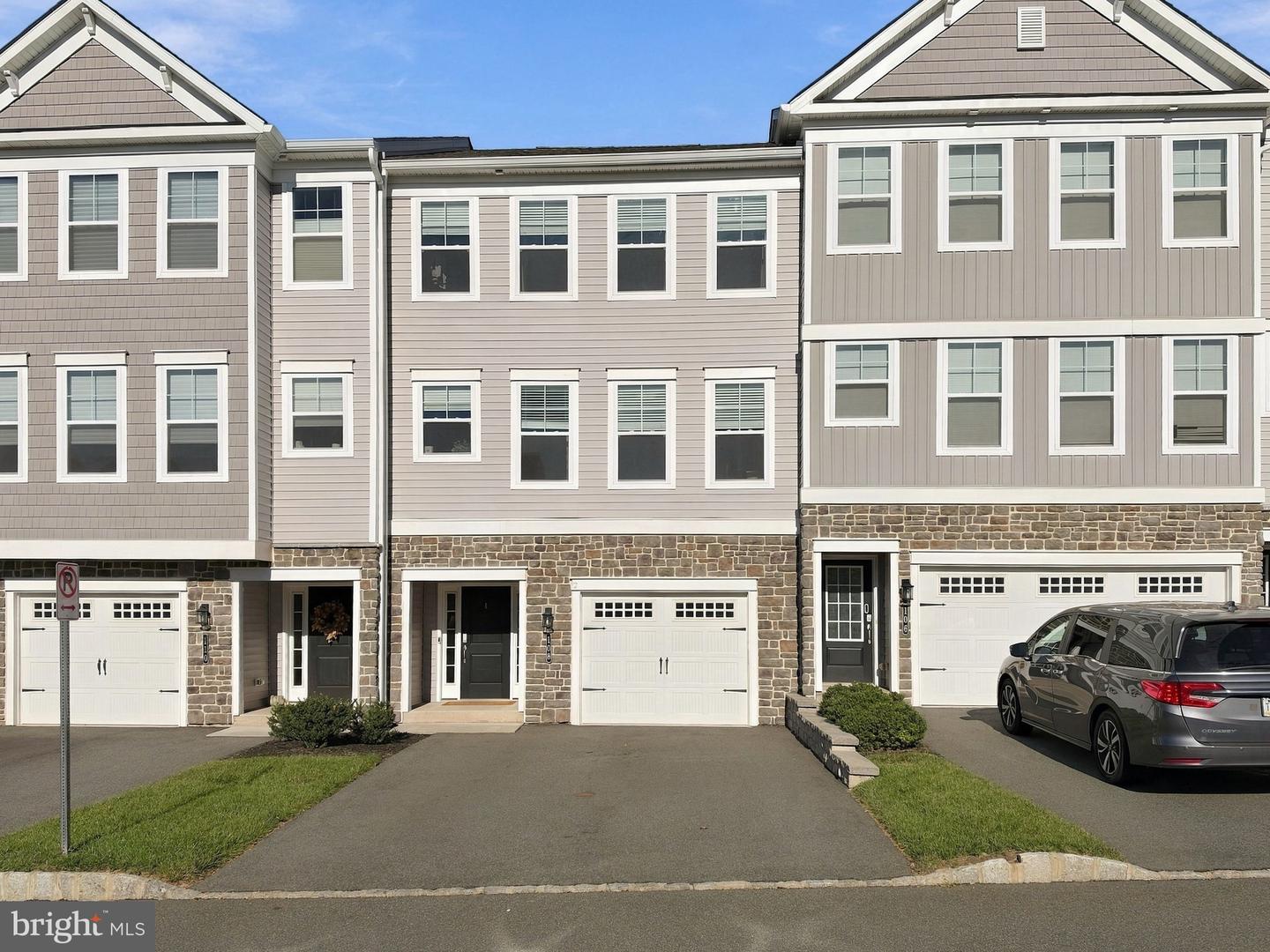 108 Harland Ave # — photo