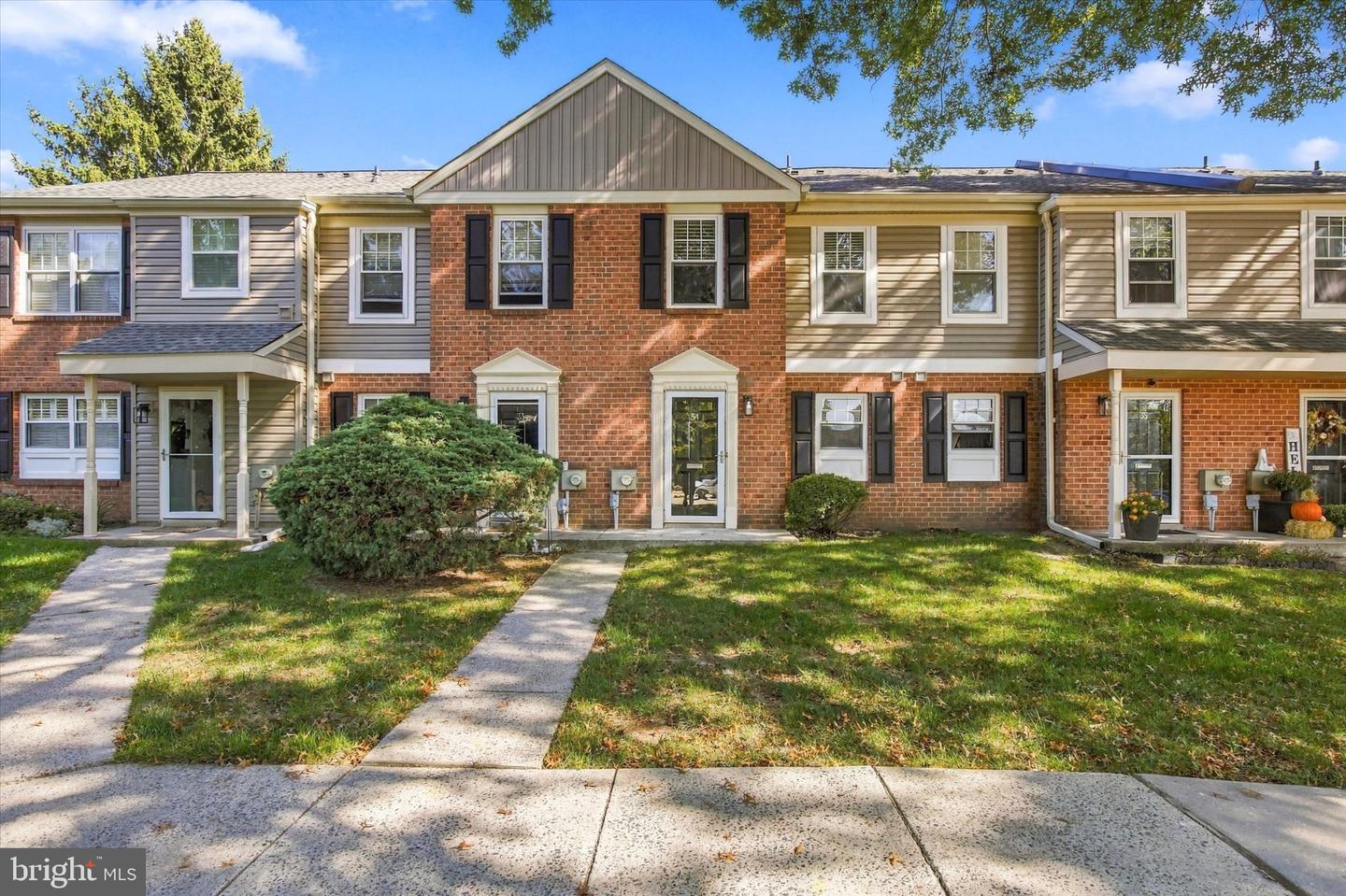 34 Winston Ct #105 U-34 — photo