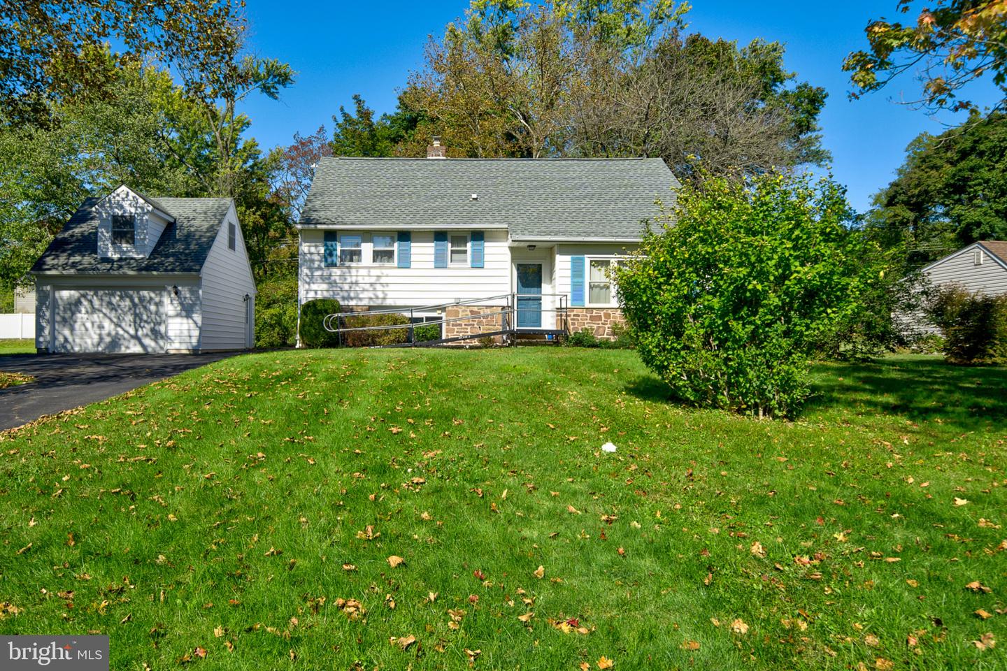 312 Lower Valley Rd — photo