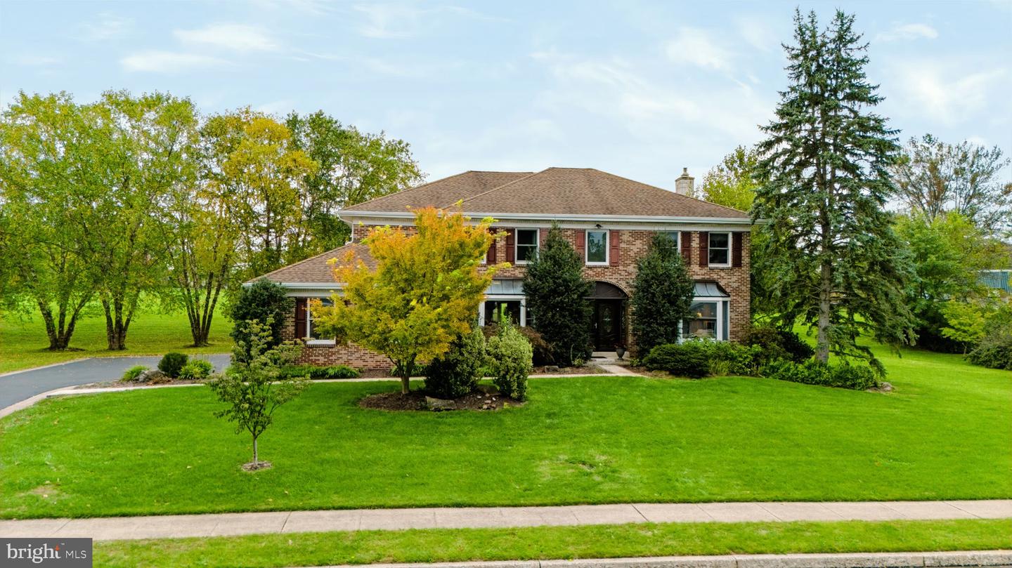 567 Constitution Rd — photo
