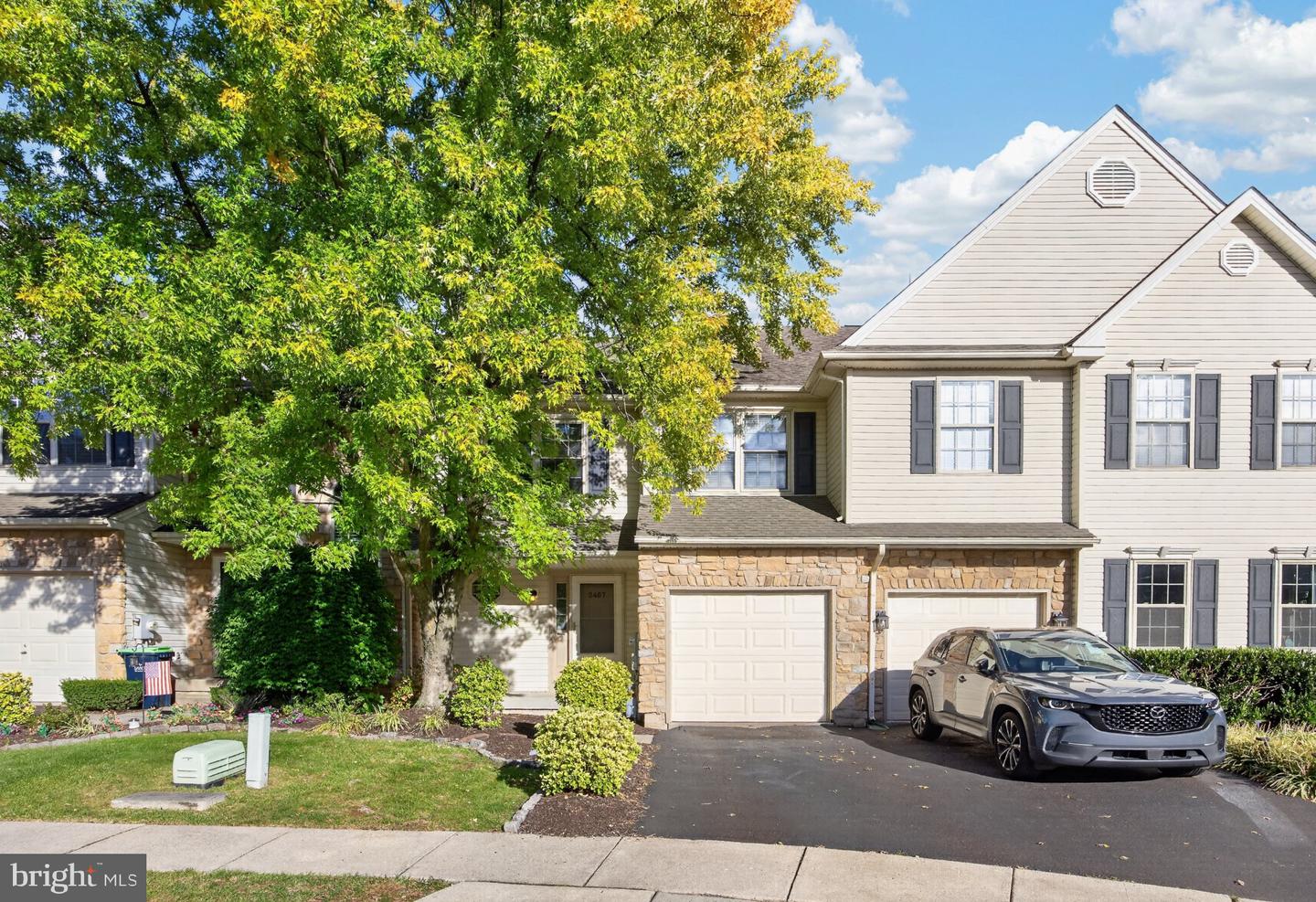 2407 Carriage Ln # — photo