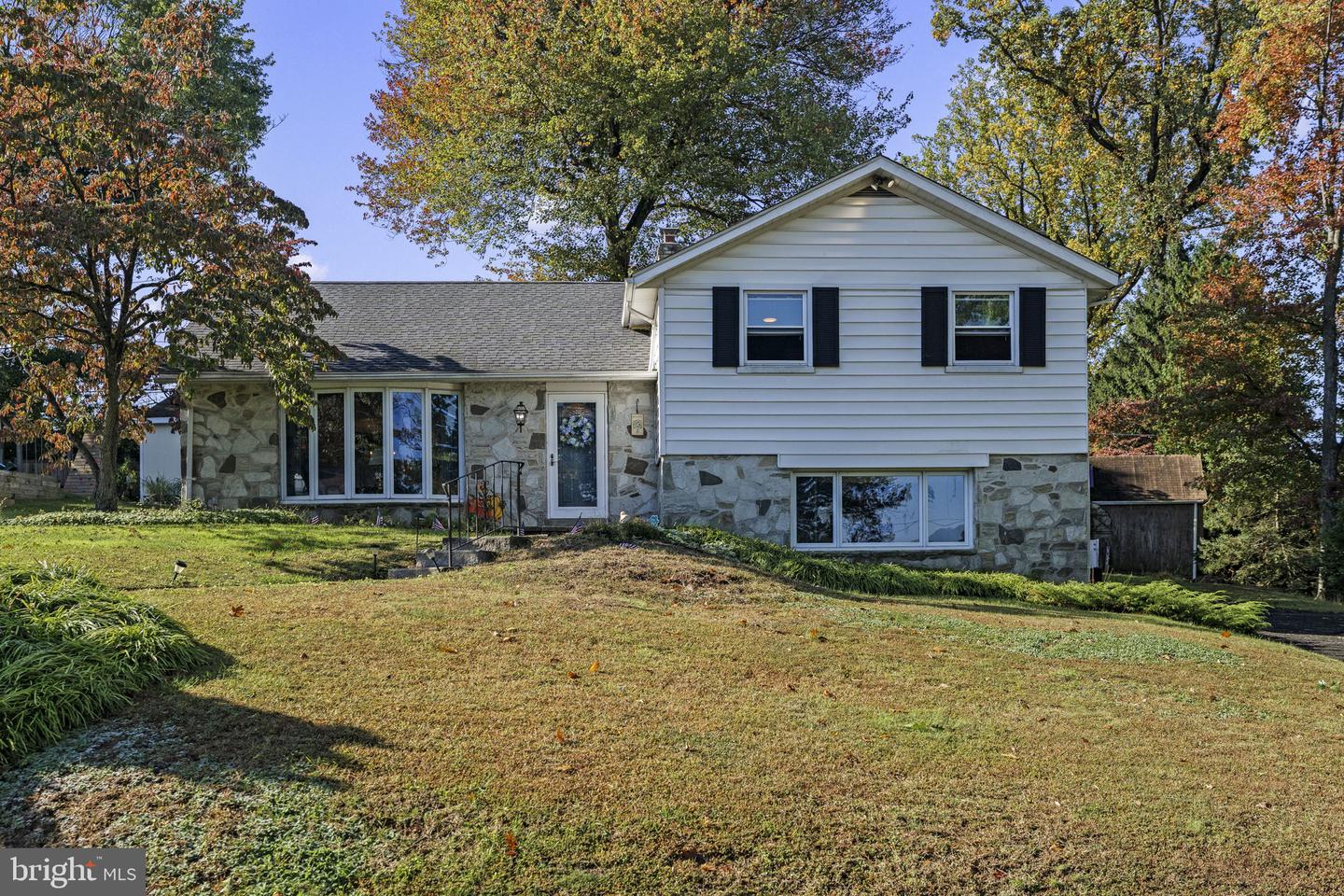1244 Imperial Rd — photo