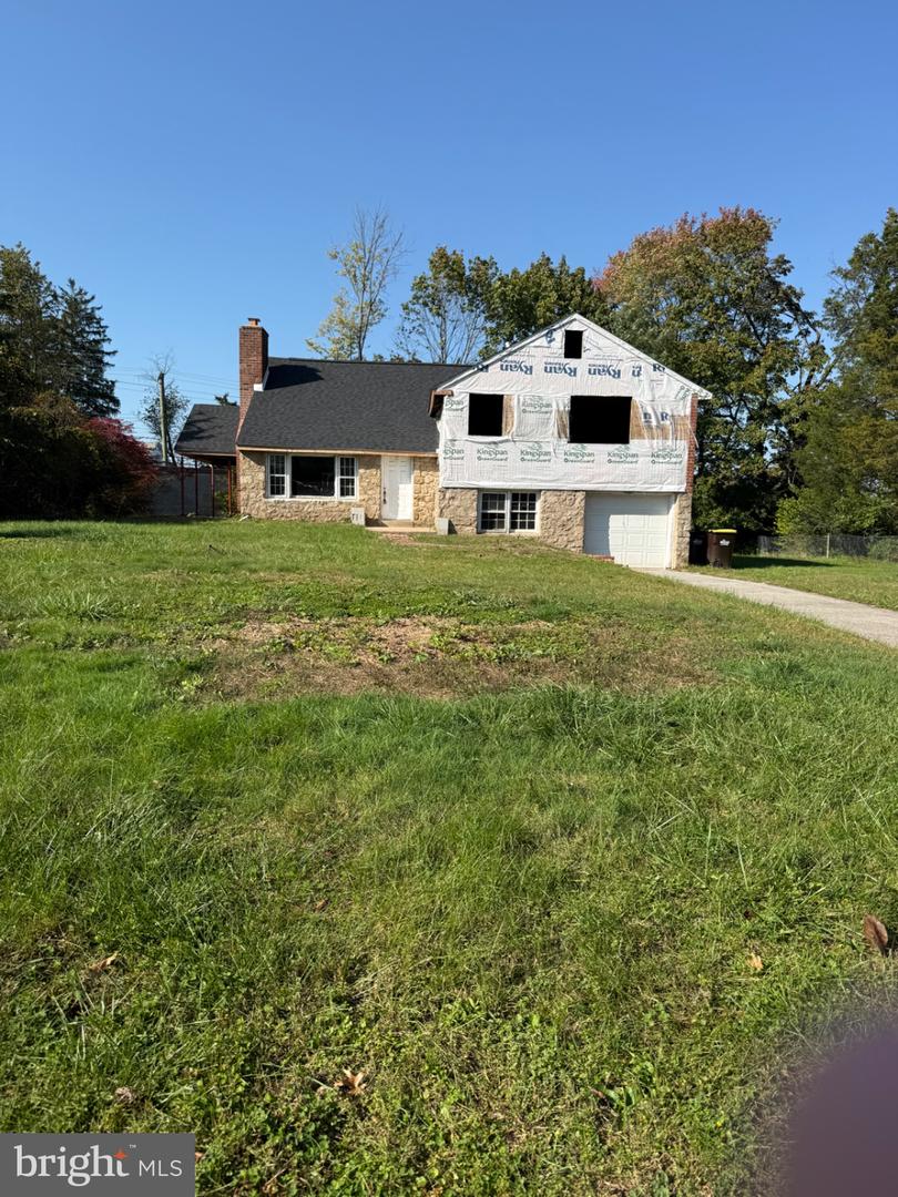 1397 Pine St — photo
