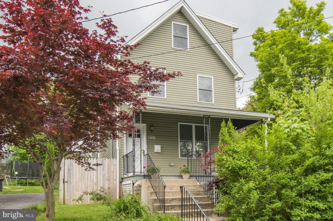 217 Simpson Road, Ardmore, PA 19003