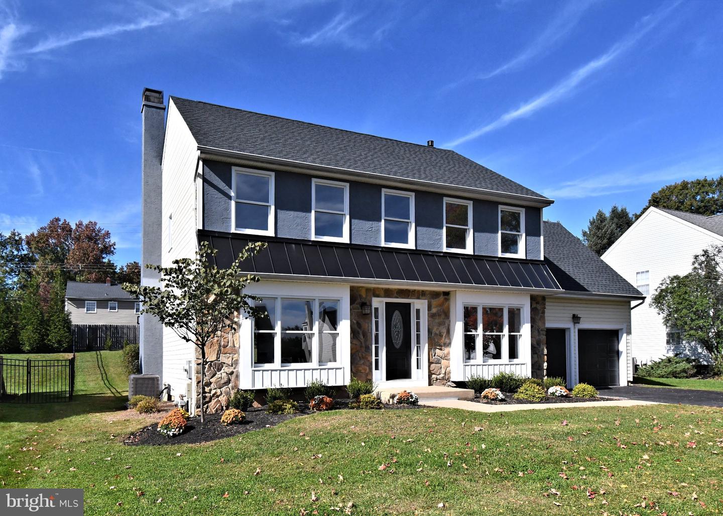 202 Hidden Creek Dr — photo