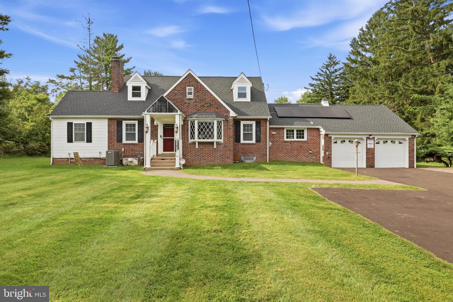 418 Cowpath Rd — photo