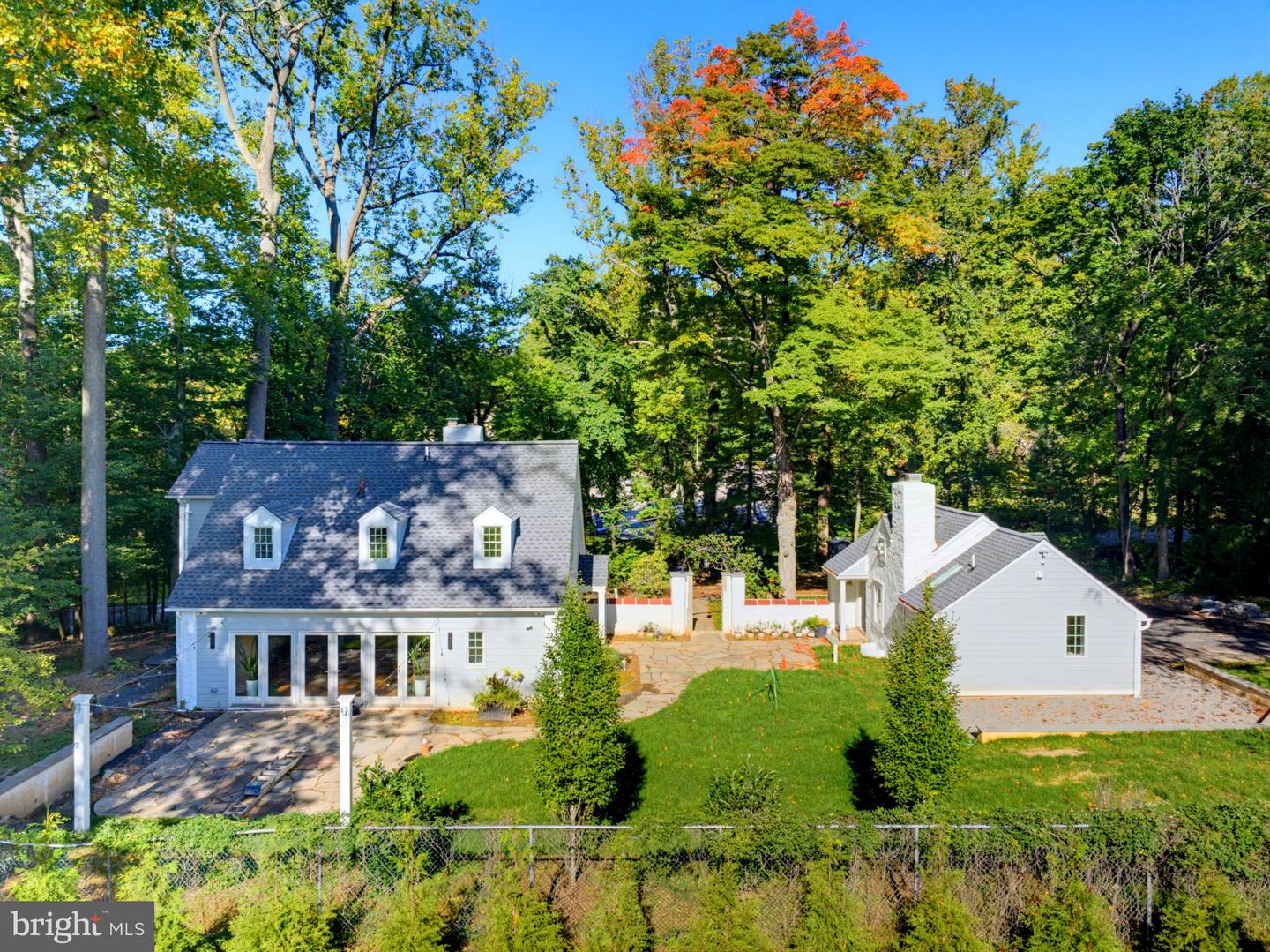 1221 School Ln — photo