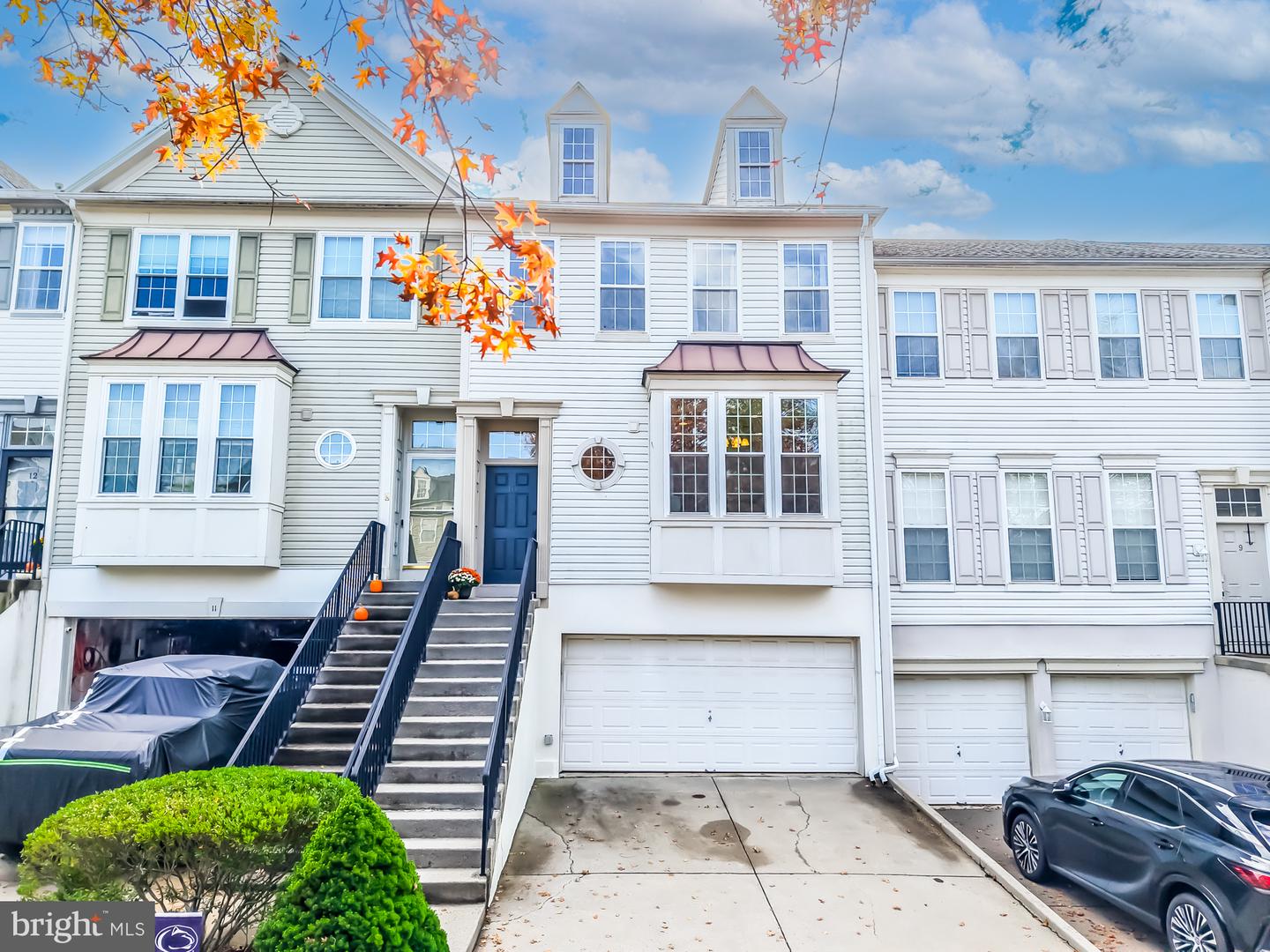 10 Honey Locust Ct — photo