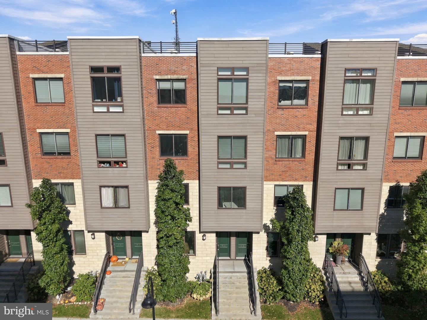 913 Lakeview Ct #34 Lower — photo