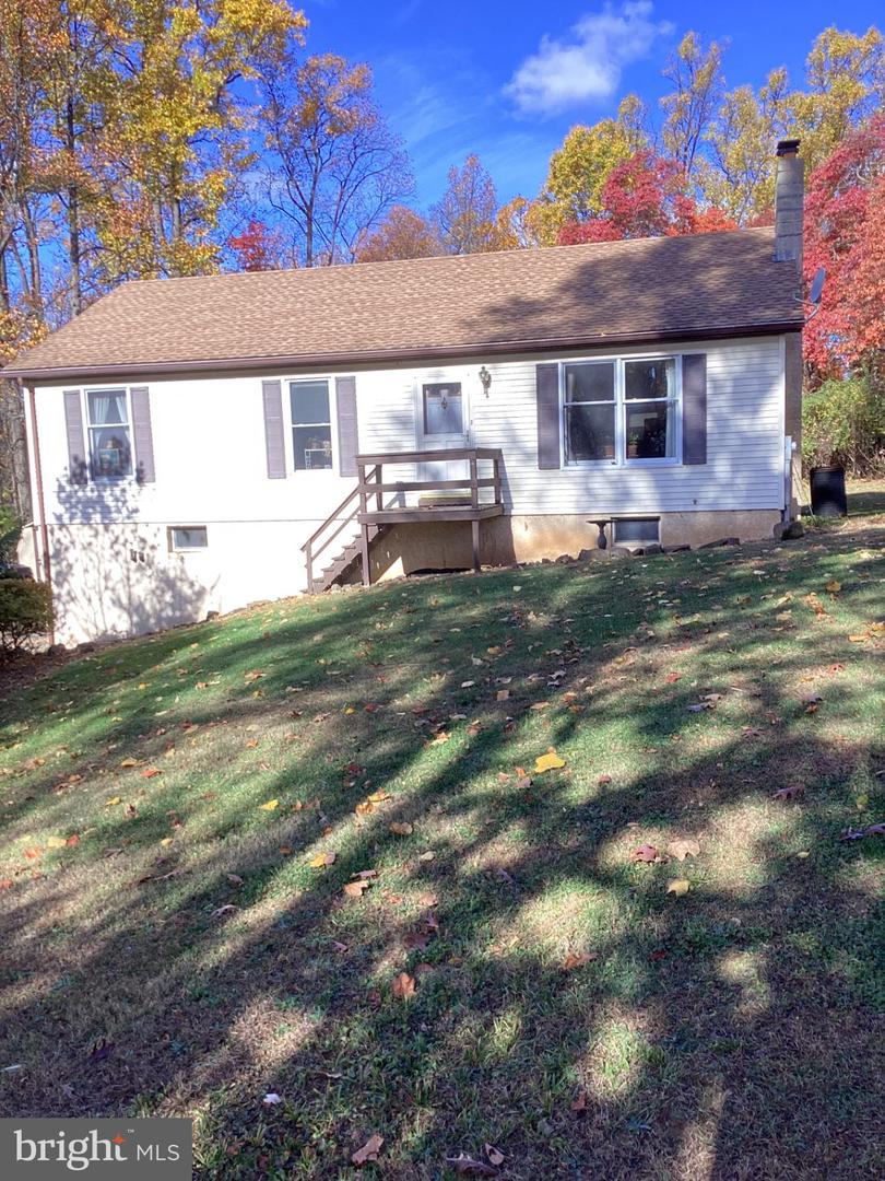 132 N Hills Rd # — photo