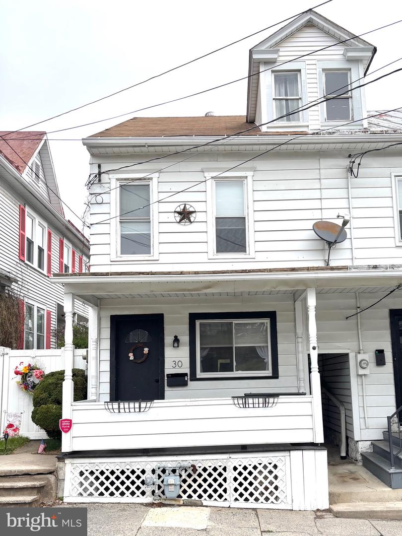 30 N Pine St — photo