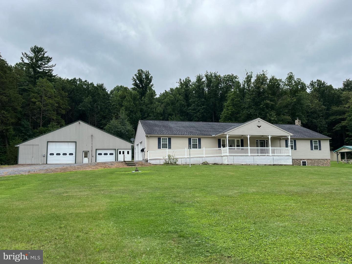 230 Summit Road — photo