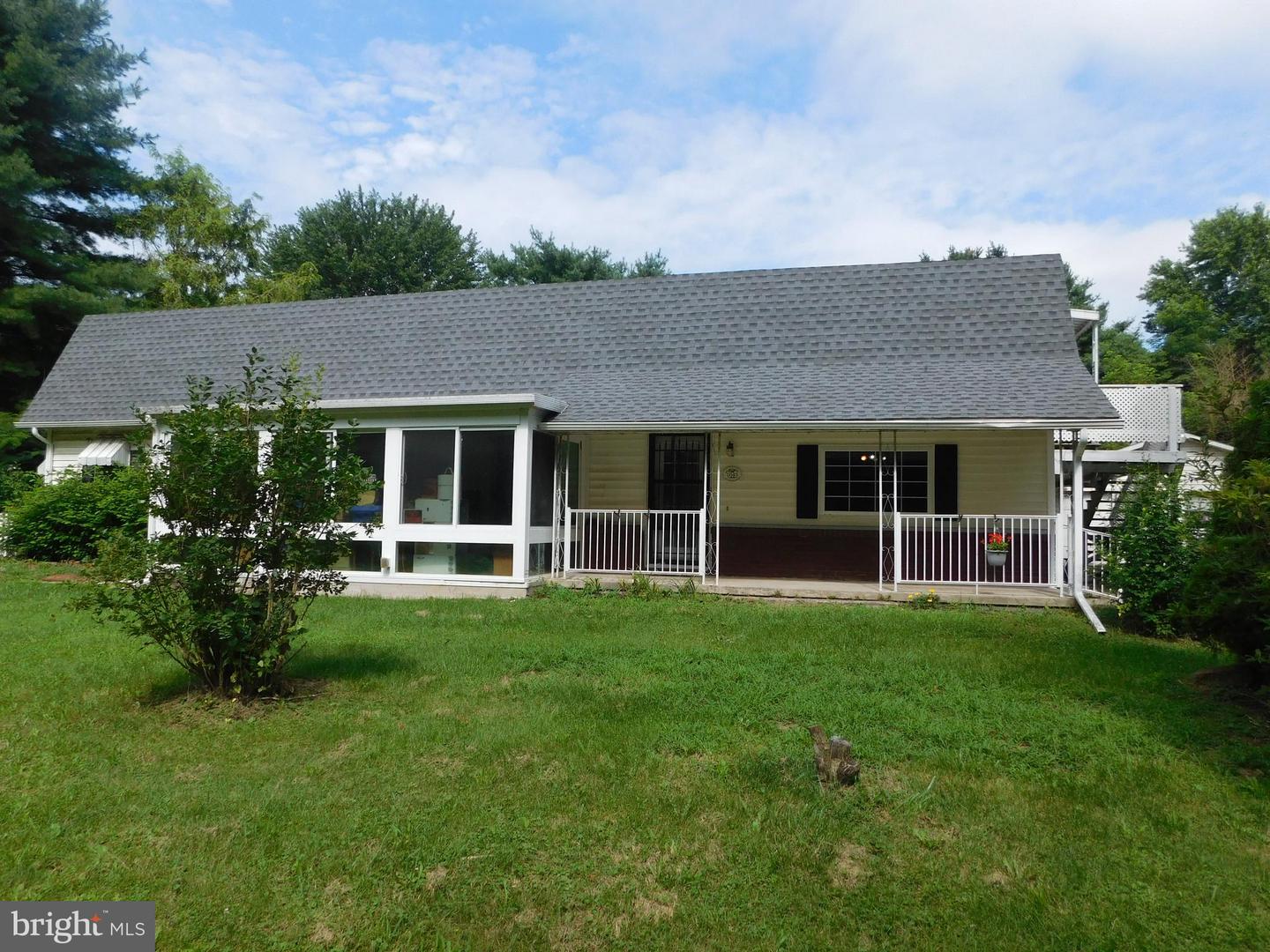 1043 Locke Mills Road — photo